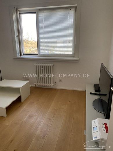 Appartement meublé de 5 pièces situé au centre de Berlin-Spandau – 209a84e50f0809245d8856b5d753af668f0542ec.jpg