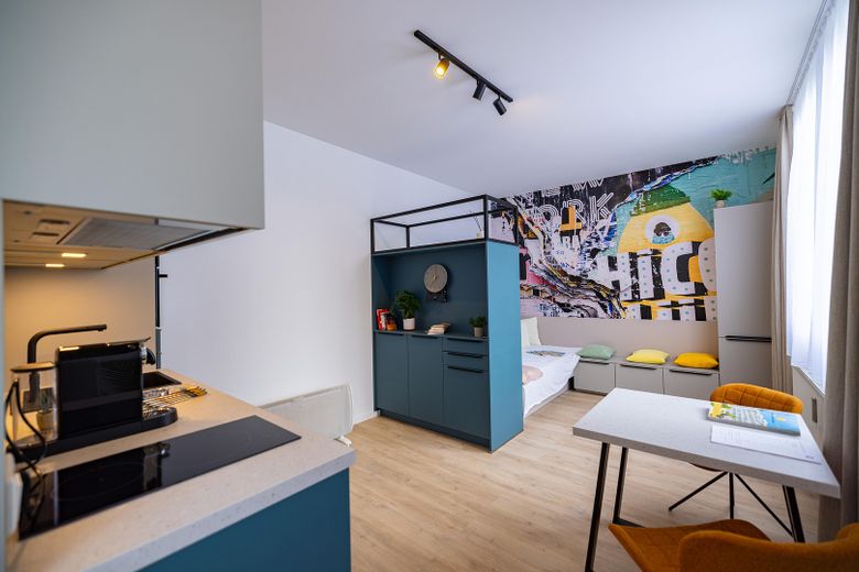 Attraktive 2-Zimmer-Neubauwohnung mit moderner Einbauküche WE 13 – Wohnzimmer