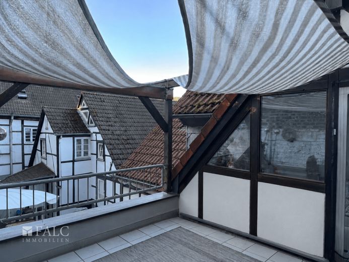 Mehrfamilienhaus von 1991 im historischen Kern von Essen-Kettwig – Terrasse