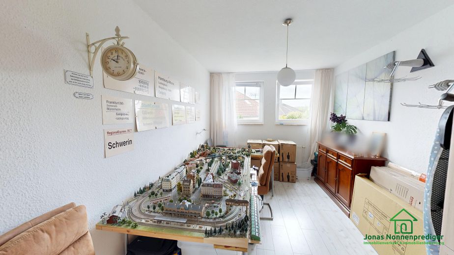 Doppelhaushälfte mit Garten - für den Käufer provisionsfrei – Foto 18