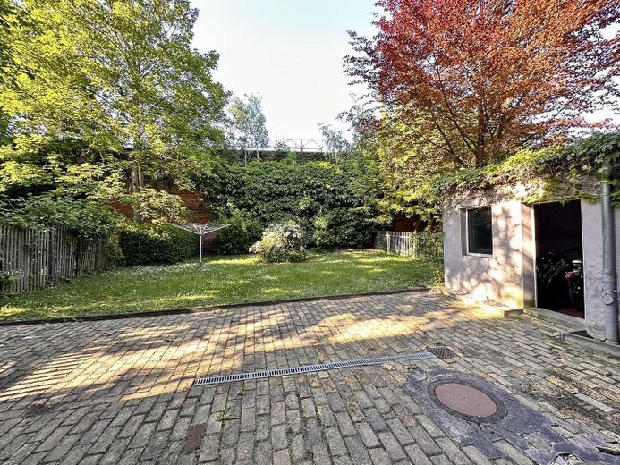 City-Apartement, frisch saniert, voll möbliert, bezugs- und provisionsfrei – Foto 3