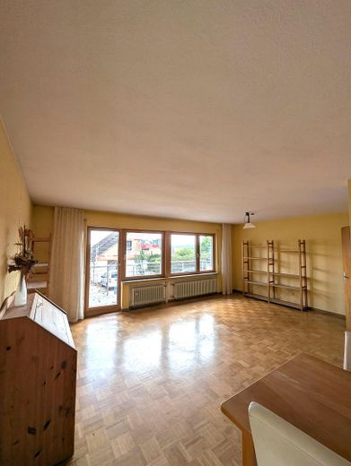 Wohn und Esszimmer