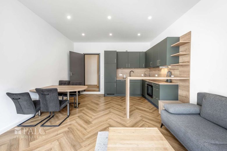 Attraktives Investment im Bremer Bahnhofsviertel - Perfekt für Ferienvermietung – Wohnküche