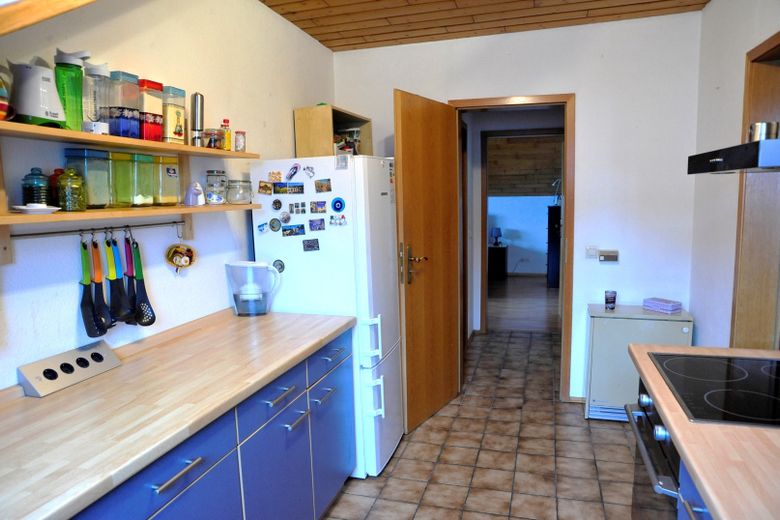 Sehr Helle schicke 3 Zimmer Dachgeschosswohnung mit Blick in die Berge – Photo 10