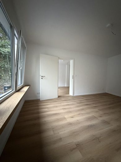 🏡 Отдельно стоящий, капитально отремонтированный мини-домик с террасой — в центре и в абсолютно тихом месте в Вуппертале – Фото 11