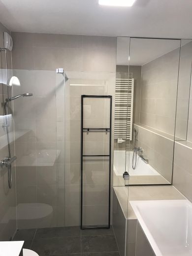 Variante m. Wanne 