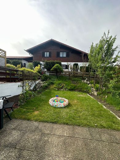 Viel Platz für die ganze Familie – Garten Südseite