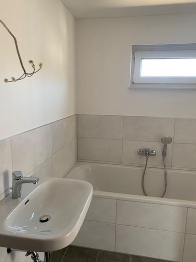 Bad mit Wanne