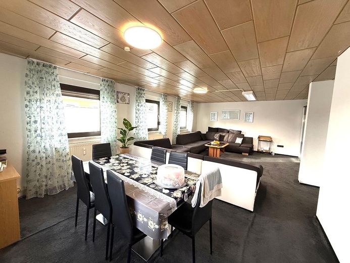 Tolle 4 Zimmer Wohnung – Foto 2