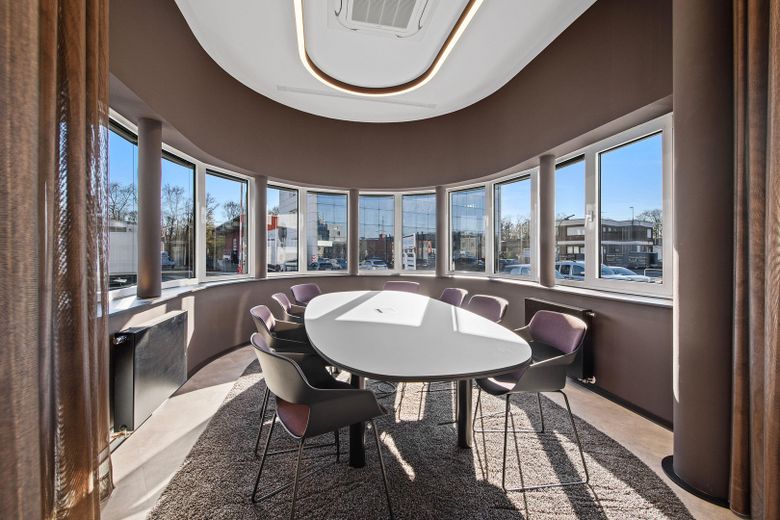 Büroetage im 1.OG in Neuss – Besprechungsraum Foyer