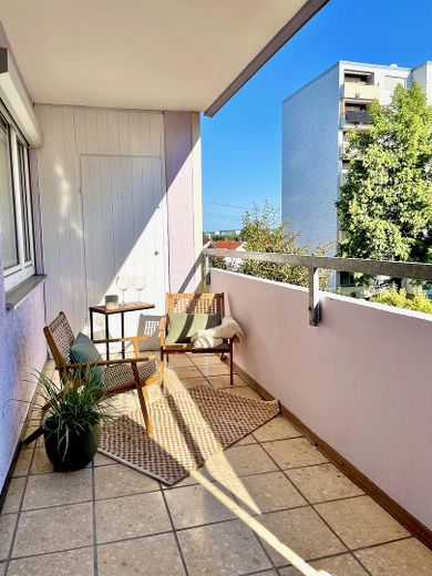 HELLE, MODERNISIERTE UND LICHTDURCHFLUTETE 3-ZIMMER-WOHNUNG MIT SÜDBALKON IN BÖBLINGEN-DAGERSHEIM – Balkon
