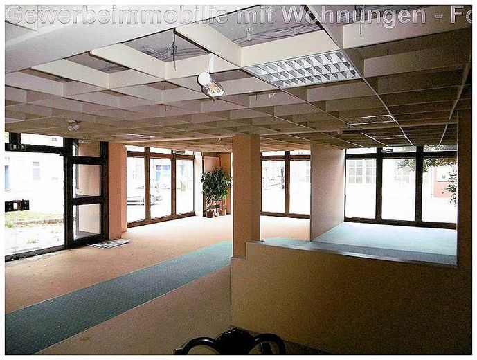 Wohn- und Geschäftshaus / Möbelhaus / Einzelhandelsflächen /// in zentraler Innenstadtlage – Bild 3