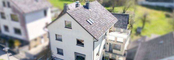 Großzügiges 1–2 Familienhaus mit Dachterrasse, Garten und Scheune in Rothenhof!