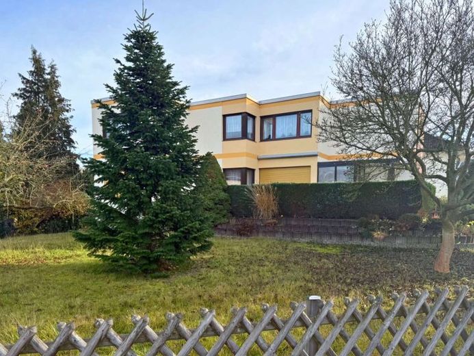 Sonniges Eckgrundstück – perfekte Basis für Ihr Familienprojekt – Foto 1