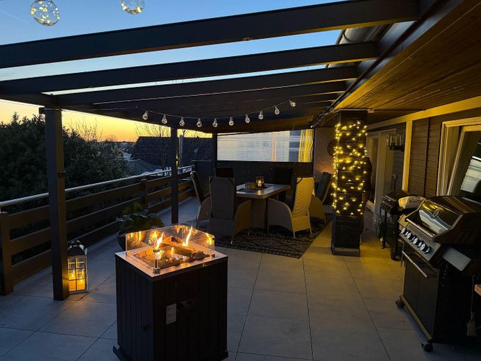 Wohnung mit 70m² Terrasse – Terasse