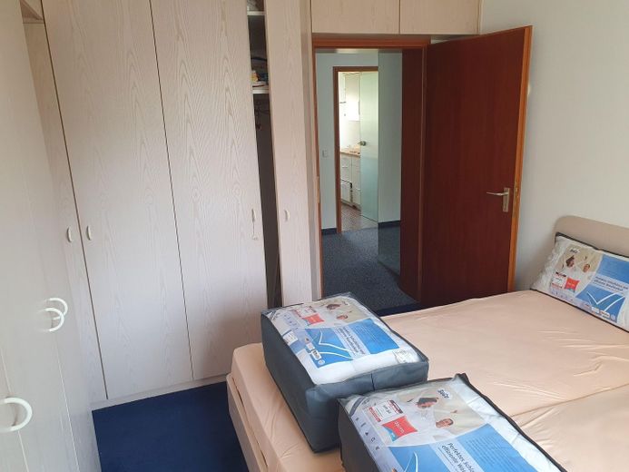 Schlafzimmer in Richtung Flur