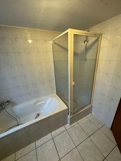 18 Wanne Dusche