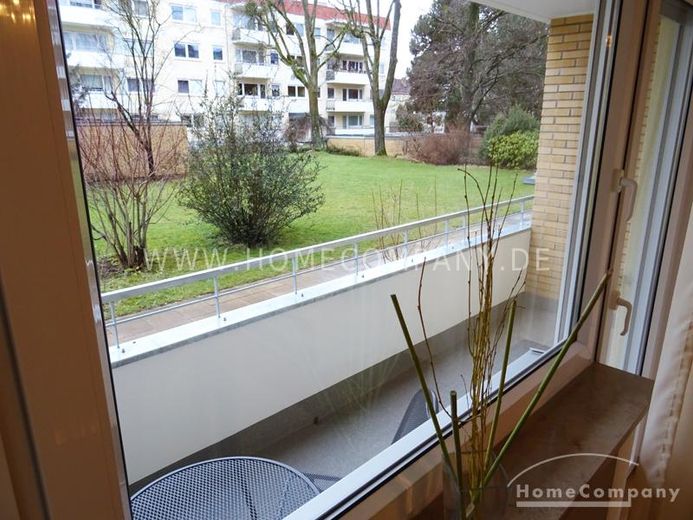 Voll möblierte 2-Zimmer-Wohnung mit Balkon in Laim – 8f9319526c2cdeacc2036850b5e1411fce6392b2.jpg