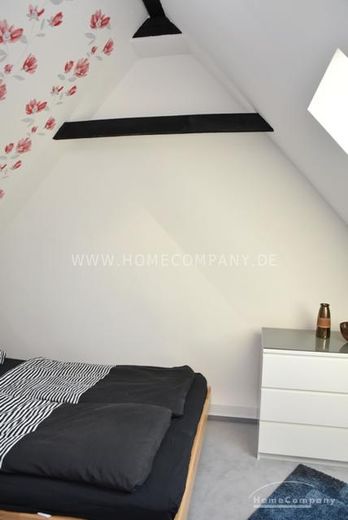 1ad149ac6a989e24d0252119d145c6d2e2c9dd3e.jpg