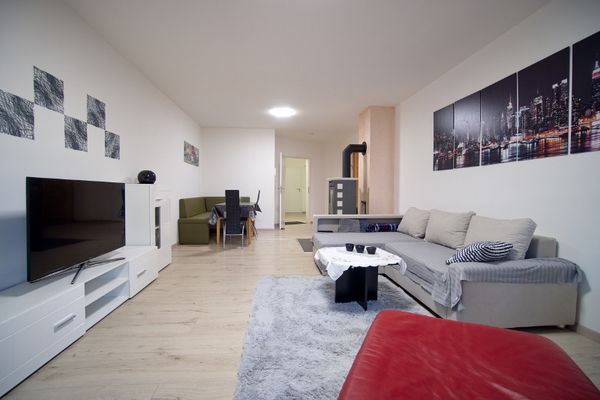 Alternativa all’hotel completamente arredata nella bella Witten-Rüdinghausen, con terrazza e camino