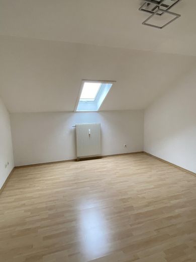 Luminoso appartamento di 3,5 locali a Königsdorf-Osterhofen – Schlafzimmer 2 