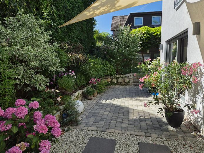 Wohlfühloase in Bad Homburg/Dornholzhausen – Terassenansicht