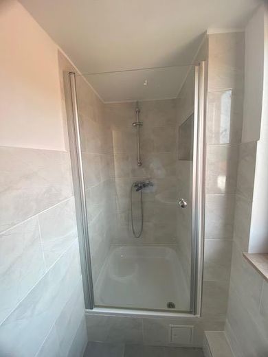 Badezimmer (neu 2025)
