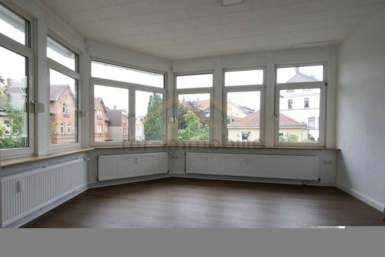 260m2 Bürofläche in bester Lage 1.&amp;2.OG einer Jugendstil-Villa – Wohnzimmer