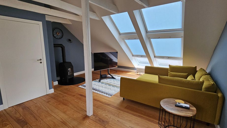 Wohnzimmer im Dachgeschoss