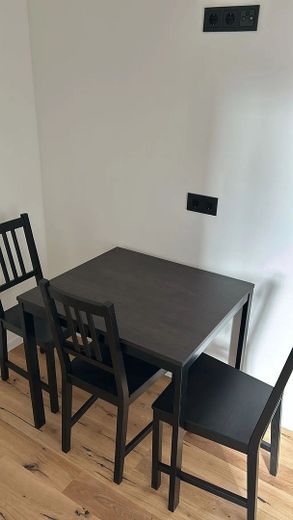 Pokój w mieszkaniu współdzielonym z dobrą infrastrukturą / Emserstraße 40, Frankfurt / WE6 / 2.OG po lewej / pok.1 – Gemeinschaft