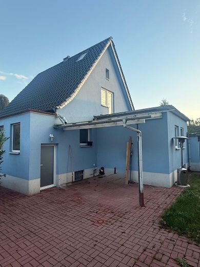 Terrasse mit Gartenbereich