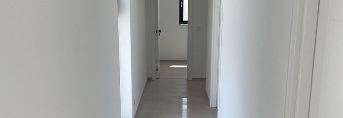 Neubau 3 Zimmer direkte Feldrandlage