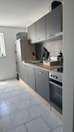 3-Zimmer, Balkon, Einbauküche & Tageslichtbad – Küche