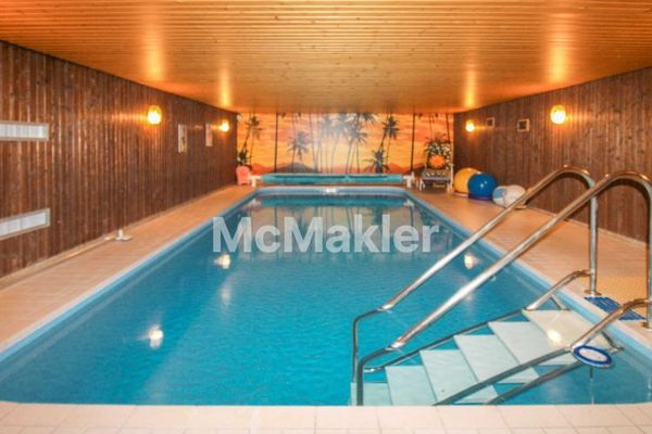 Exklusives Wohnhaus mit Schwimmbad, Sauna, Kachelofen und mehr