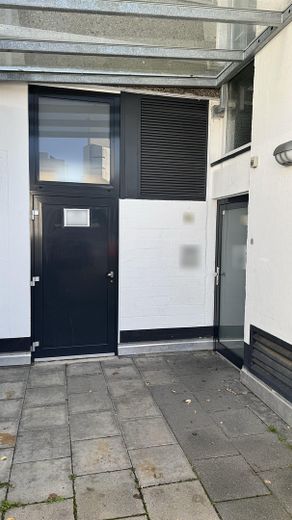 Gewerbefläche im Erdgeschoss mit Lagerkeller (provisionsfrei) – Ebenerdige Anlieferung
