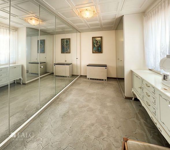 Aus Alt mach Neu - Haus mit Charme und vielen Möglichkeiten – Ankleide