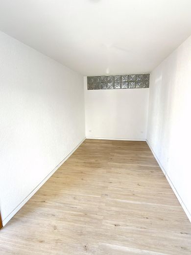 Attraktive Wohnung im Herzen von Eutingen Weitingen - saniert – Schlafzimmer