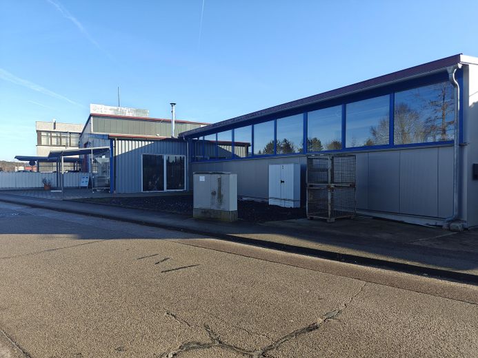Werkstatt Halle & Lager mit Büro (240 m²) Ideal für Handwerk KFZ Logistik – Bechhofen provisionsfrei – Foto 1
