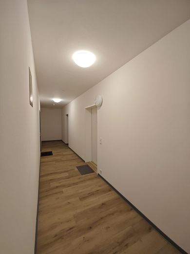 Neuer Anstrich und Böden