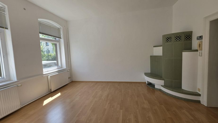 Casa a schiera modernizzata con fascino d’epoca e appartamento indipendente – Foto 3