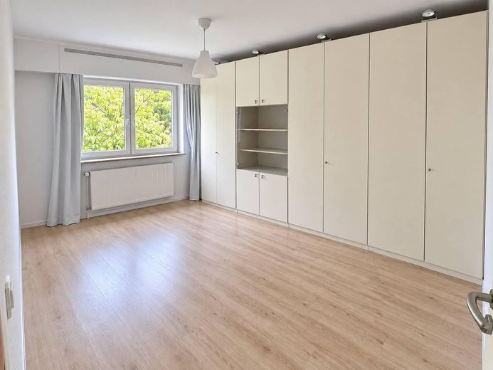 Appartamento di 3 locali senza provvigione nel verde di Amburgo-Niendorf - ristrutturato – Schlaffzimmer