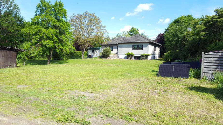 Ideal für Pferdehaltung - Einfamilienhaus, Baugrundstück, Stall und Hausweide / Resthof – Ansicht Südost