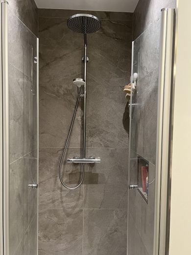 Dúplex en Rheinhessen: confort y salud – Dusche UG
