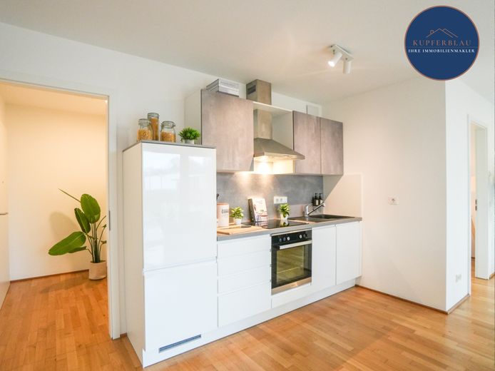 Moderne 2-Zimmer-EG-Eigentumswohnung mit Terrasse und Stellplatz in Bonn-Hochkreuz – Küche
