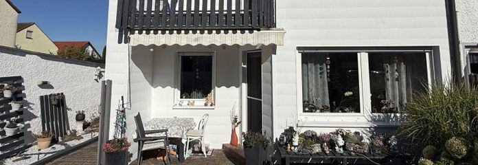***Dúplex bien cuidado en las afueras de Illerberg*** – Außenansicht Süden