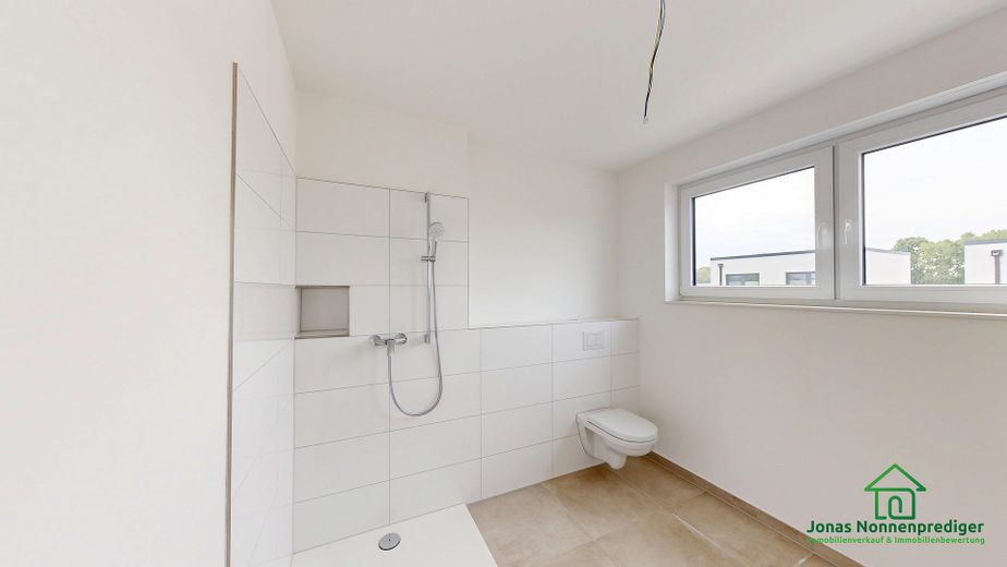 Modernes Reihenhaus mit Garage zum Erstbezug 3-Geschosse – Foto 40
