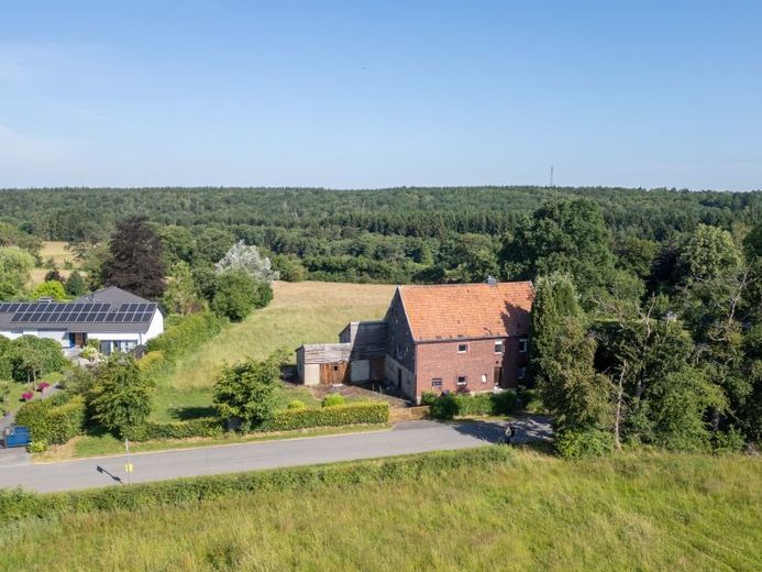 Roetgen – Einmalige Lage. Grenzenlose Möglichkeiten. Ein Ort für Generationen und Visionen. – Foto 1