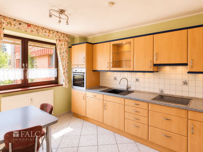 Gepflegte 2-Zimmer-ETW mit Balkon, Stellplatz und EBK - ideal für Eigennutzer und Kapitalanleger – Küche