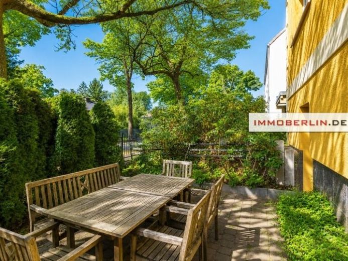 IMMOBERLIN.DE - Convincente casa plurifamiliare su un meraviglioso terreno – Foto 1