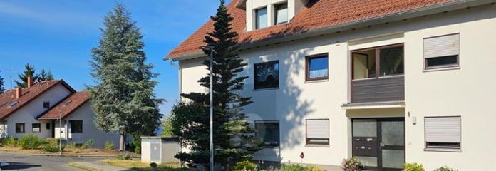 RUHIG GELEGEN MIT HERRLICHEM SCHLOSSBLICK